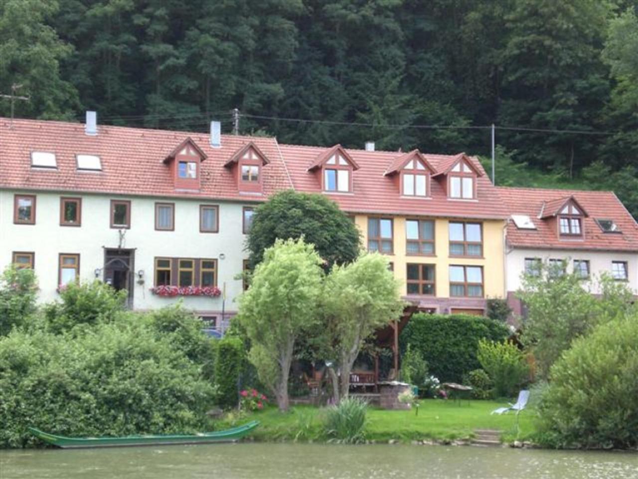 Gaestehaus Martin Gamburg Exterior foto