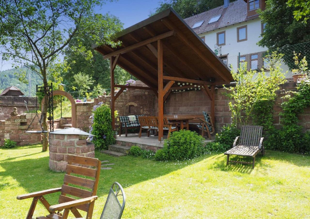 Gaestehaus Martin Gamburg Exterior foto